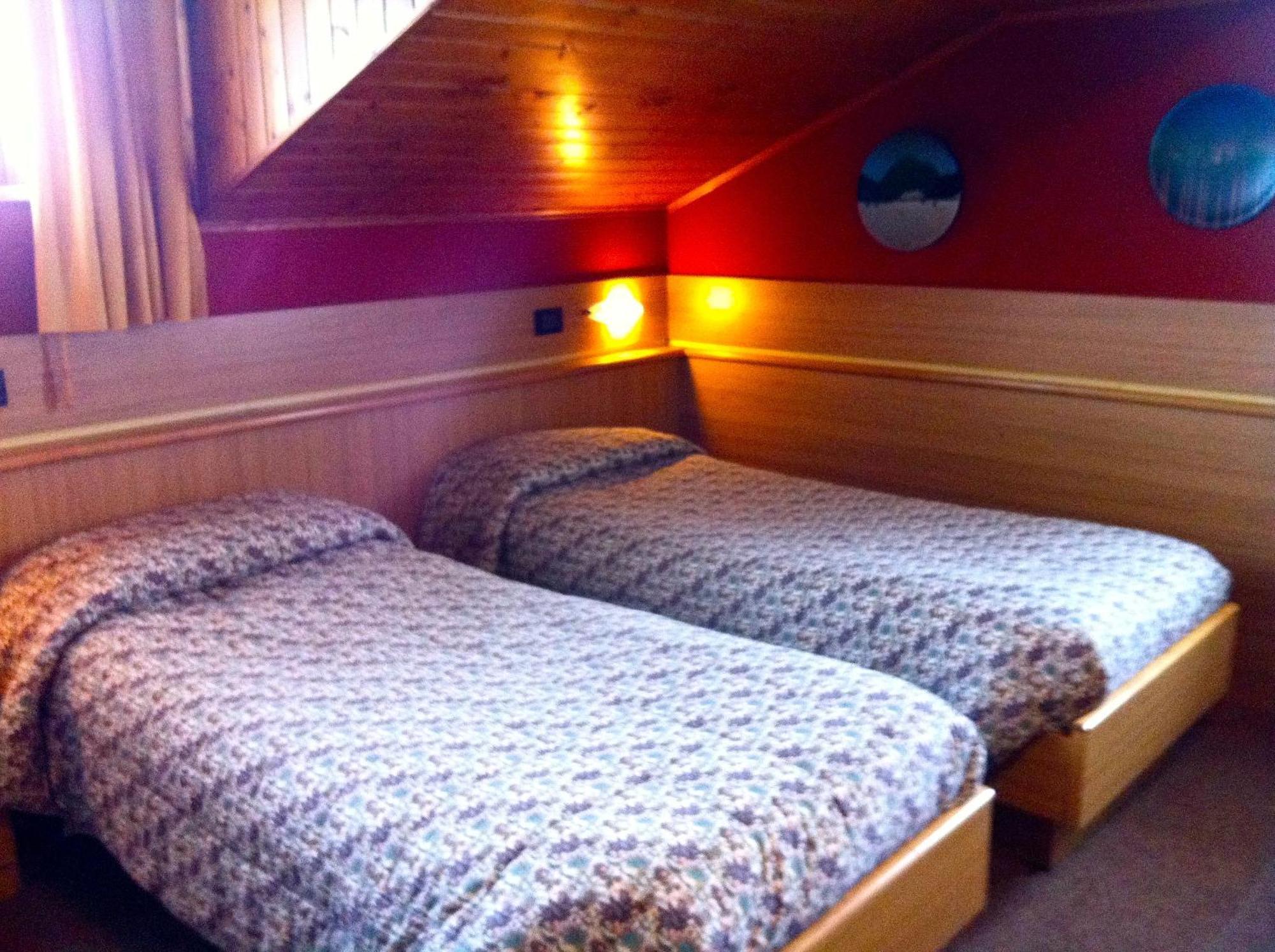 Albergo Venezia Passo Rolle Zimmer foto