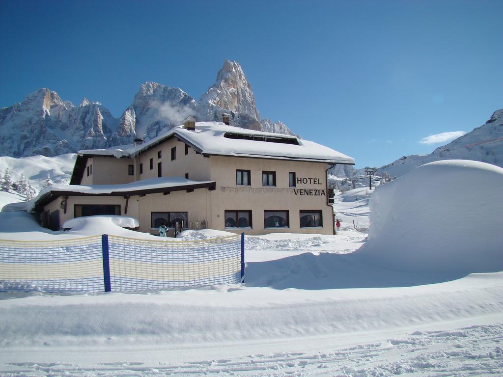 Albergo Venezia Passo Rolle Exterior foto